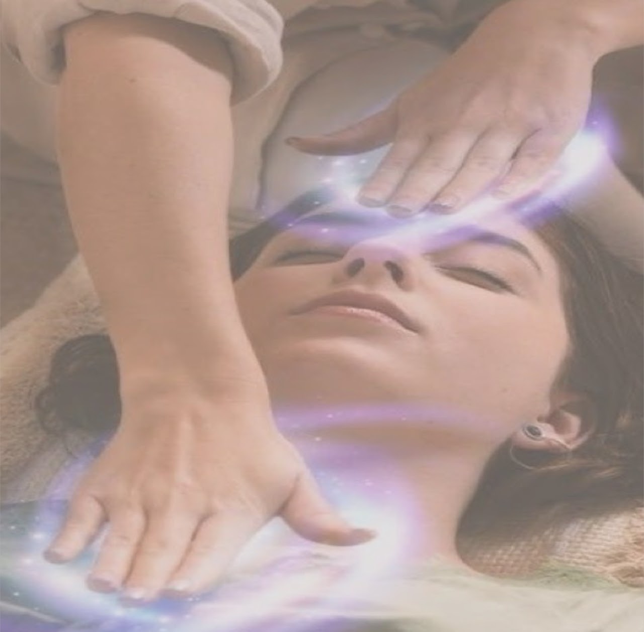 Sesión de terapia holística — espacio de sanación integral cuerpo mente espíritu